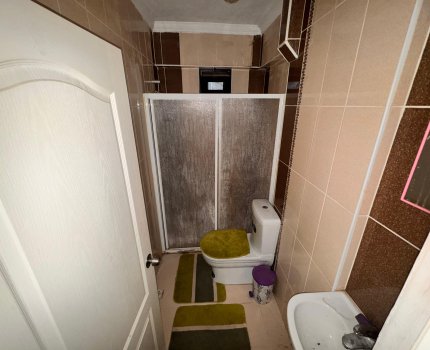DUMLUPINAR MAHALLESİNDE MERKEZE YAKIN 1+1 EŞYALI KİRALIK DAİRE